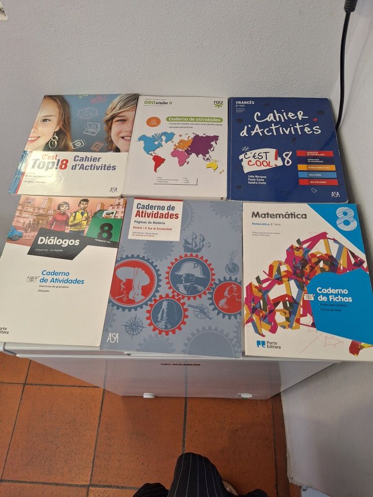 Livros escolares
