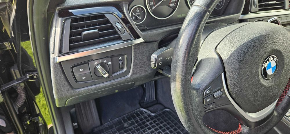 BMW 320d Touring SportLine Auto Nacional