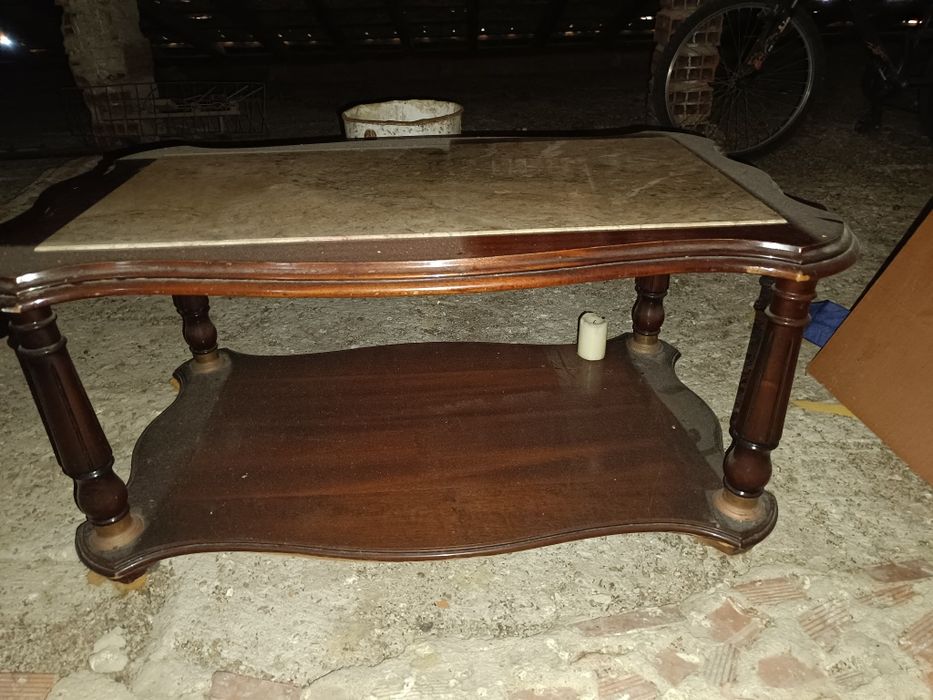 Mesa em mármore usado / só mármore 15€