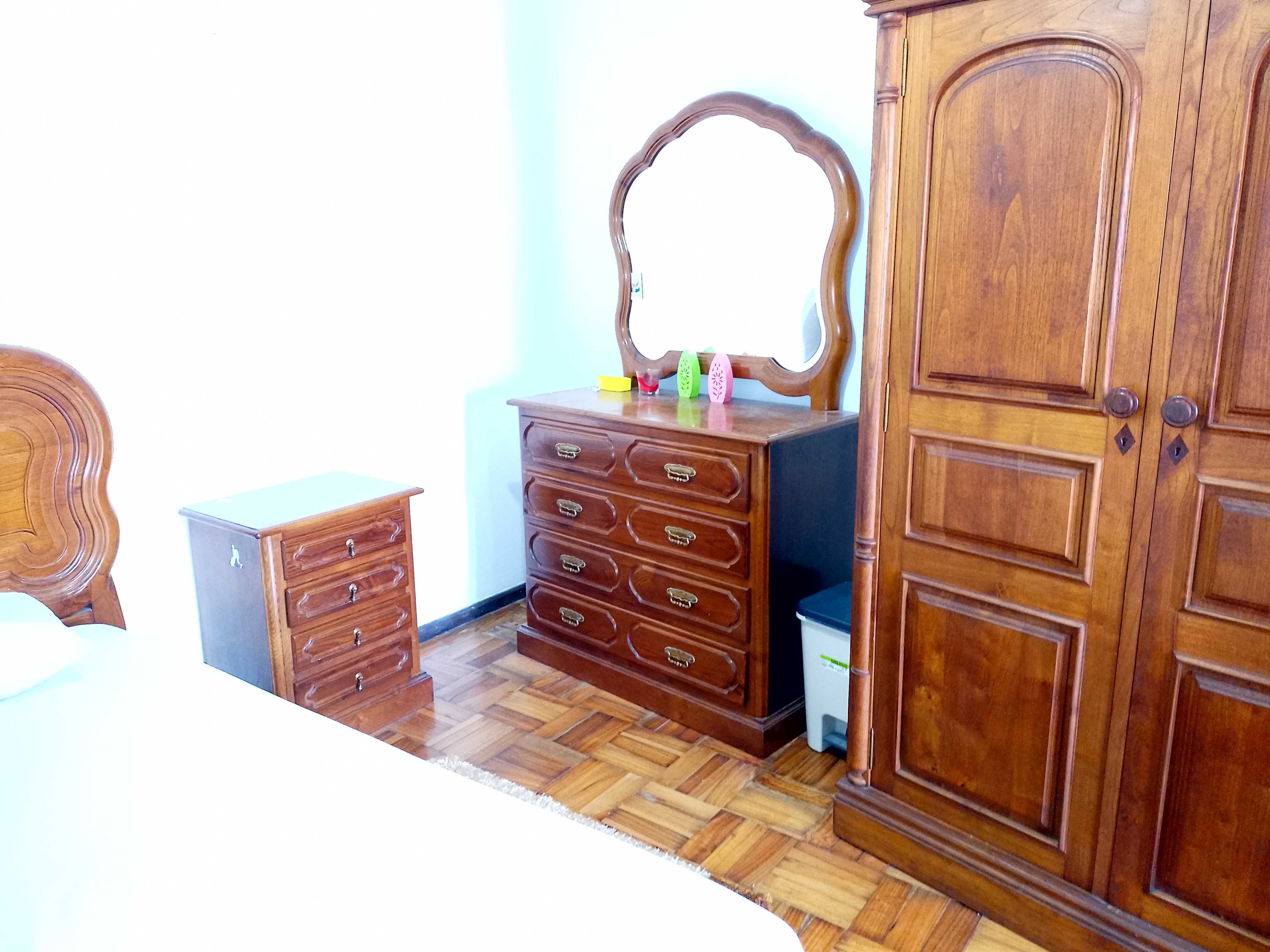 Quarto completo em Braga - Alugo