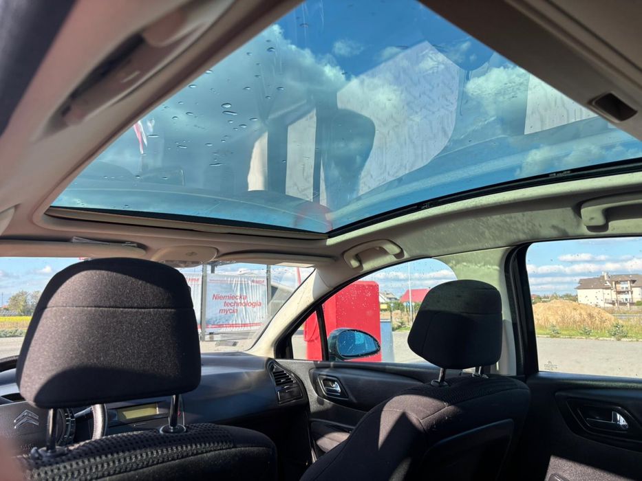 Citroen C4 – 2006 r., 1.6 diesel, czarny, dach panoramiczny