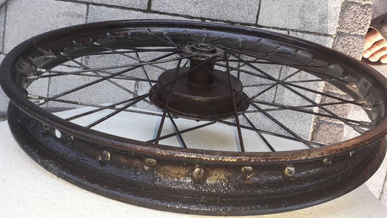 Stare koło 19 motocykl motorower