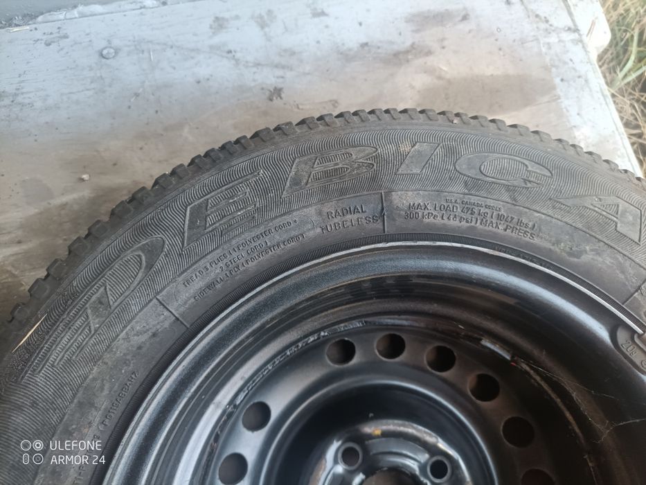 Продам железный диск r13 с резиной.