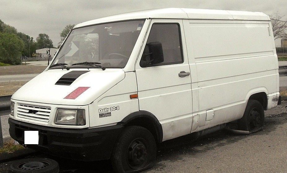 Iveco Daily 30.8 2.5D de 1994 disponível para peças