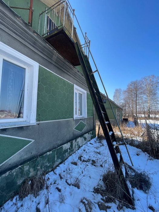 Продам будинок в селі чижівка Житомирської області 10км Звягель