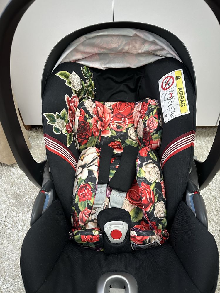 Автокрісло автолюлька Cybex Cloud Z i-Size Blossom