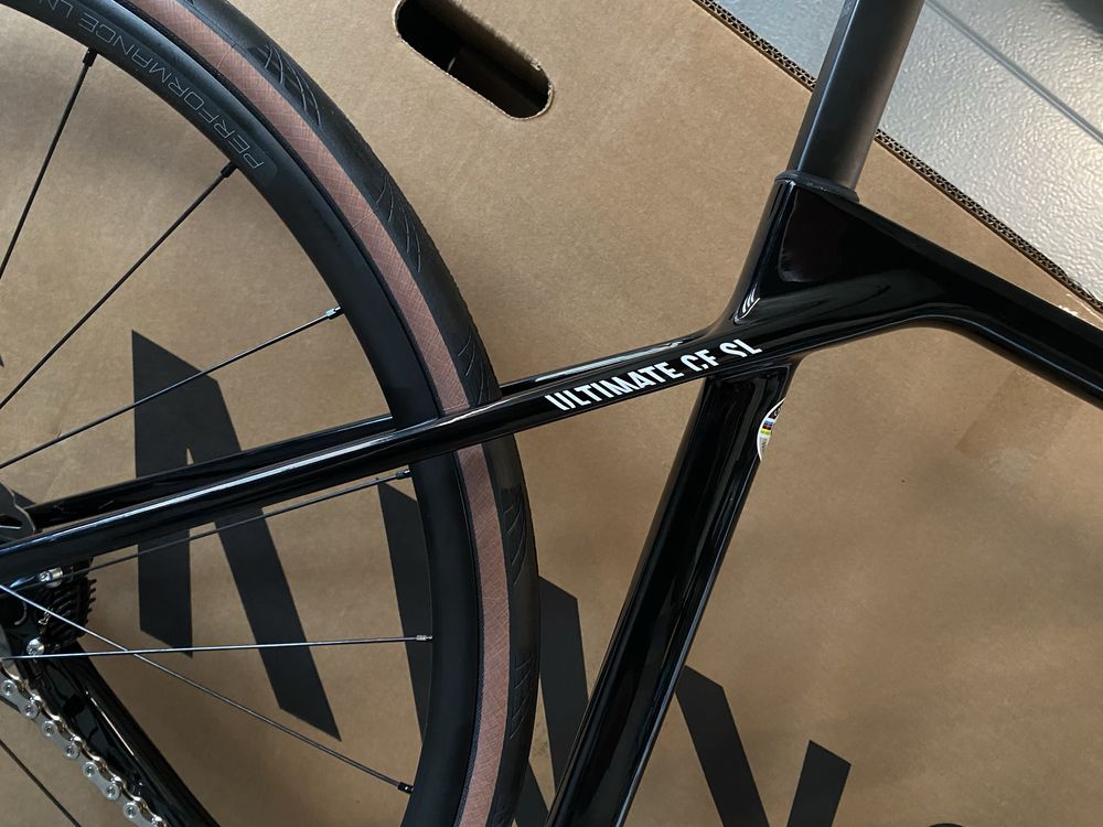 Canyon ULTIMATE cf sl 7 M