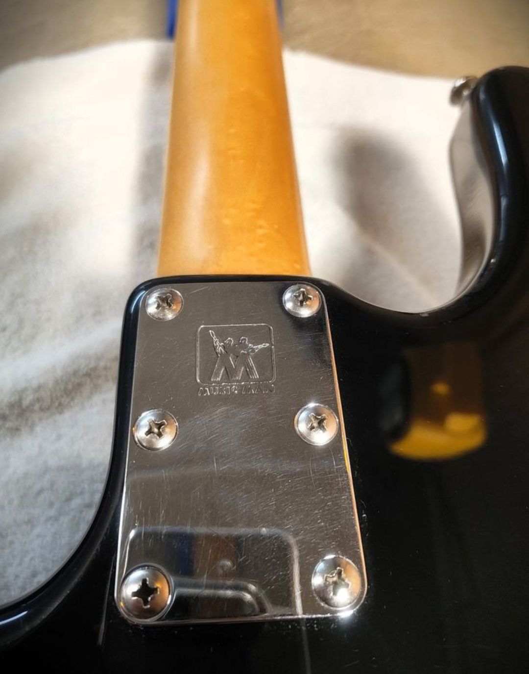Gitara basowa Musicman Stingray bass 1994 Music Man