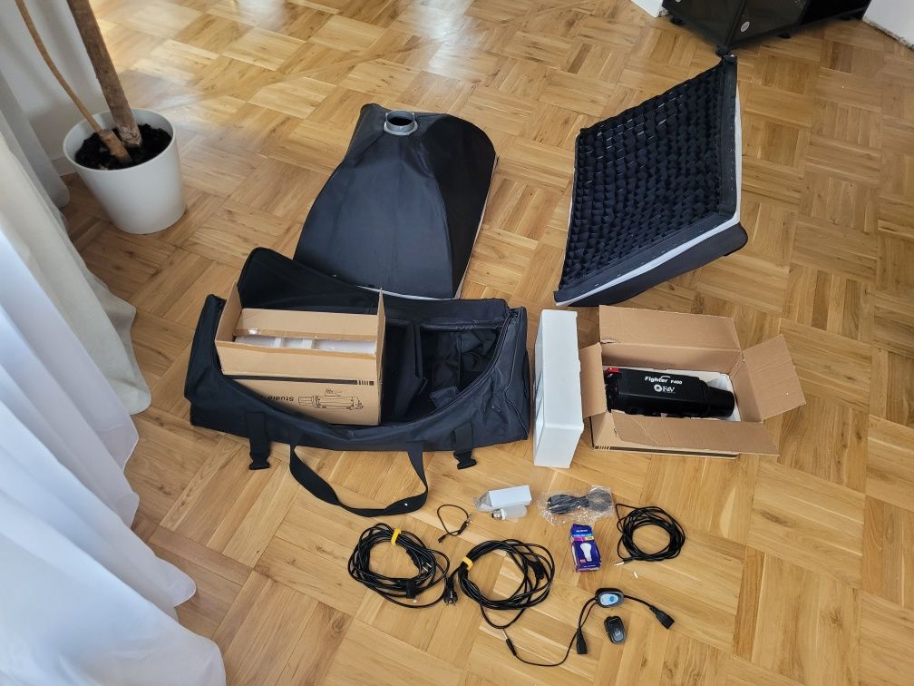 Studio fotograficzne, lampy studyjne, softbox