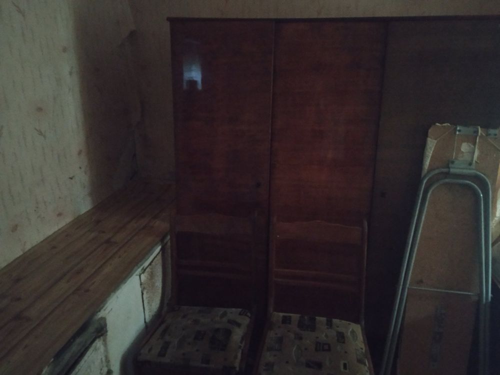Продаю будинок з великою ділянкою