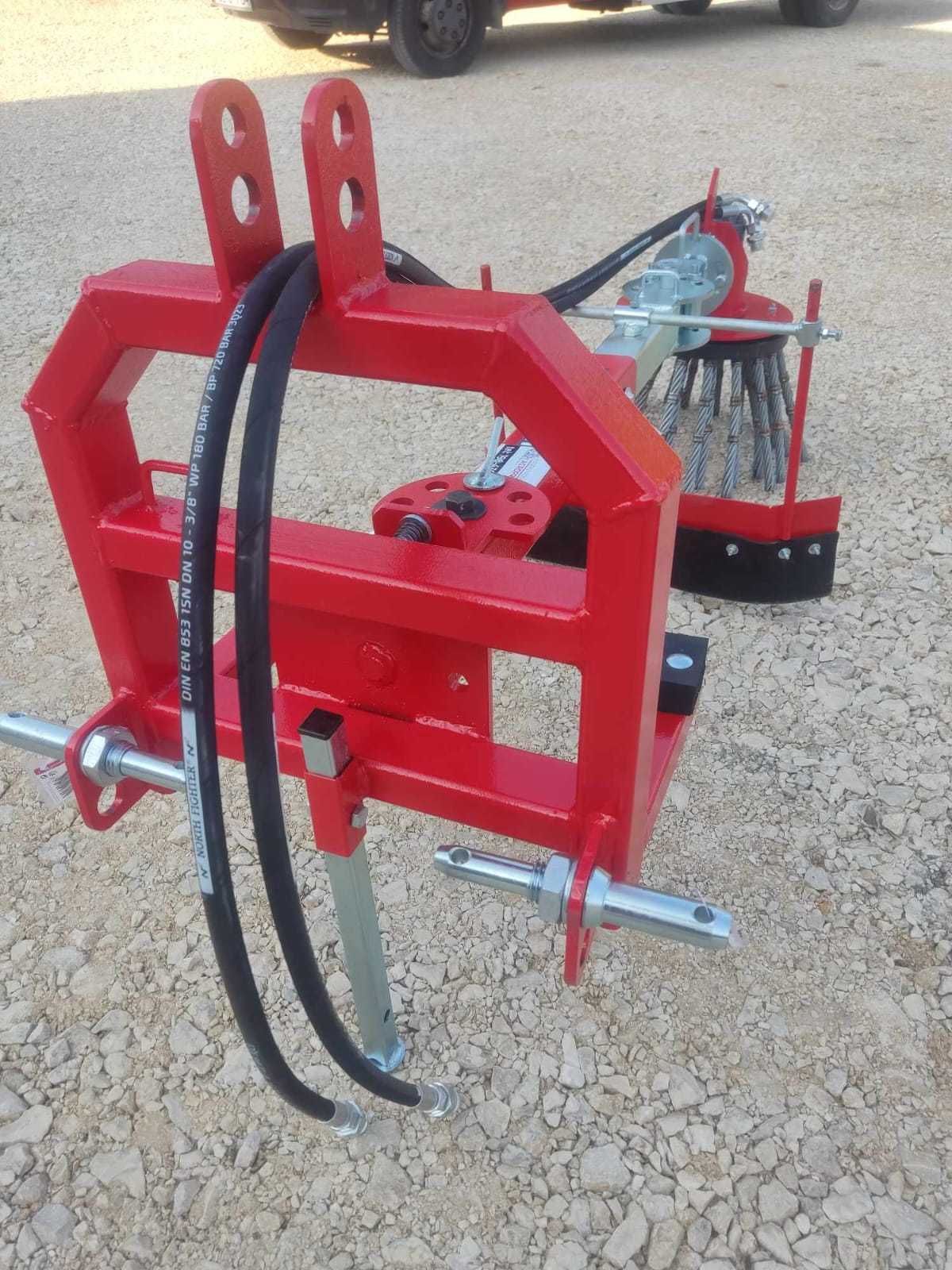 Solidna odchwaszczarka hydrauliczna do traktora tuz siłownik