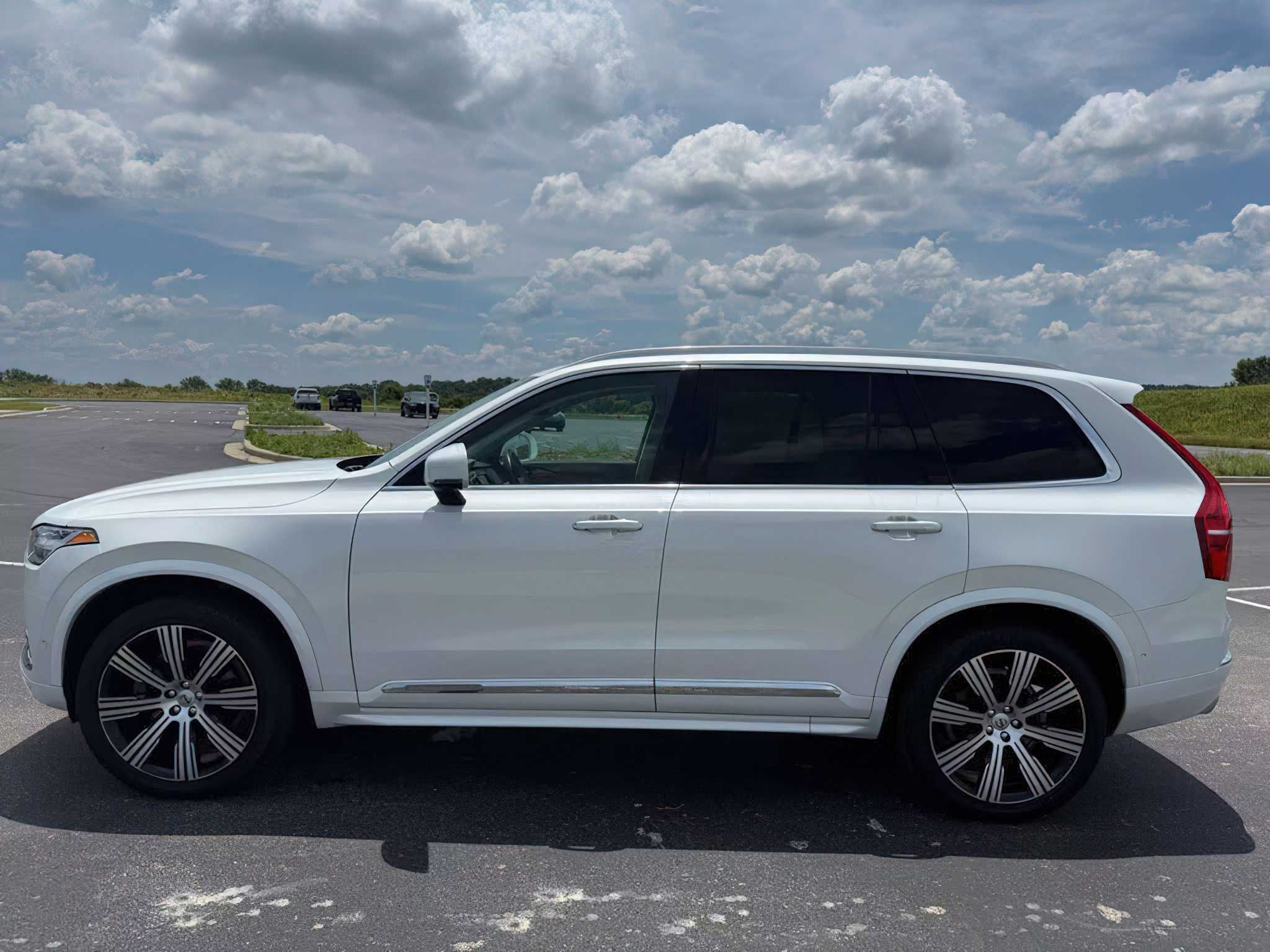 Volvo XC90   2020