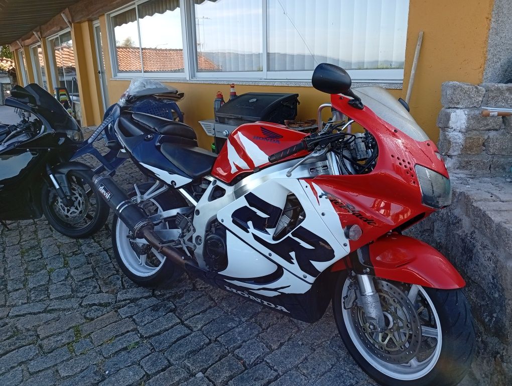 Honda CBR 900 rr