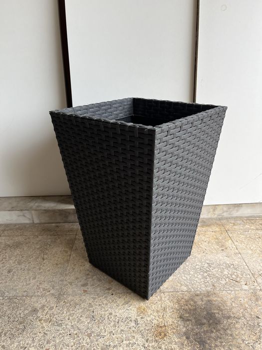 Vaso de interior em plástico