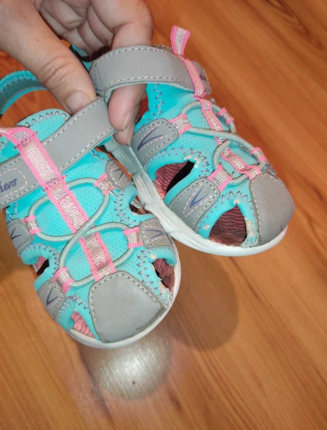 Sandały rozm. 24 firmy Skechers