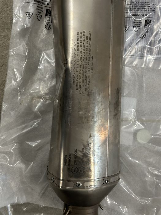 Akrapovic S1000rr / HP4 Competition