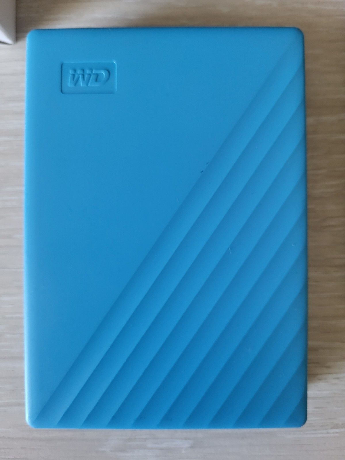 Жорсткий диск зовнішній Western Digital My Passport
Жорстк