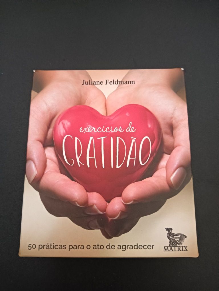 Vendo Tarot vários estão novos na caixa