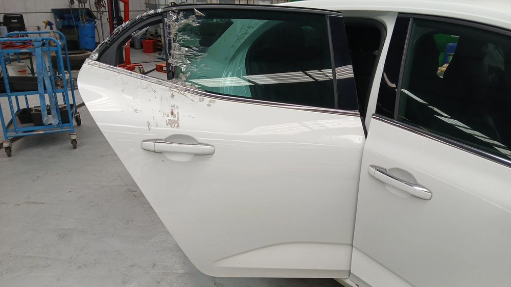 Porta trás direita RENAULT Megane IV (B9A/M_)