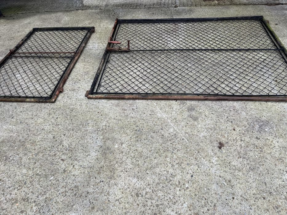 Brama wjazdowa z furtką