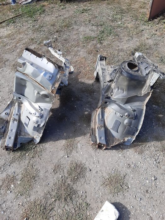 Четверть Toyota Rav4 2006-2011 четвертина кузова лонжерон