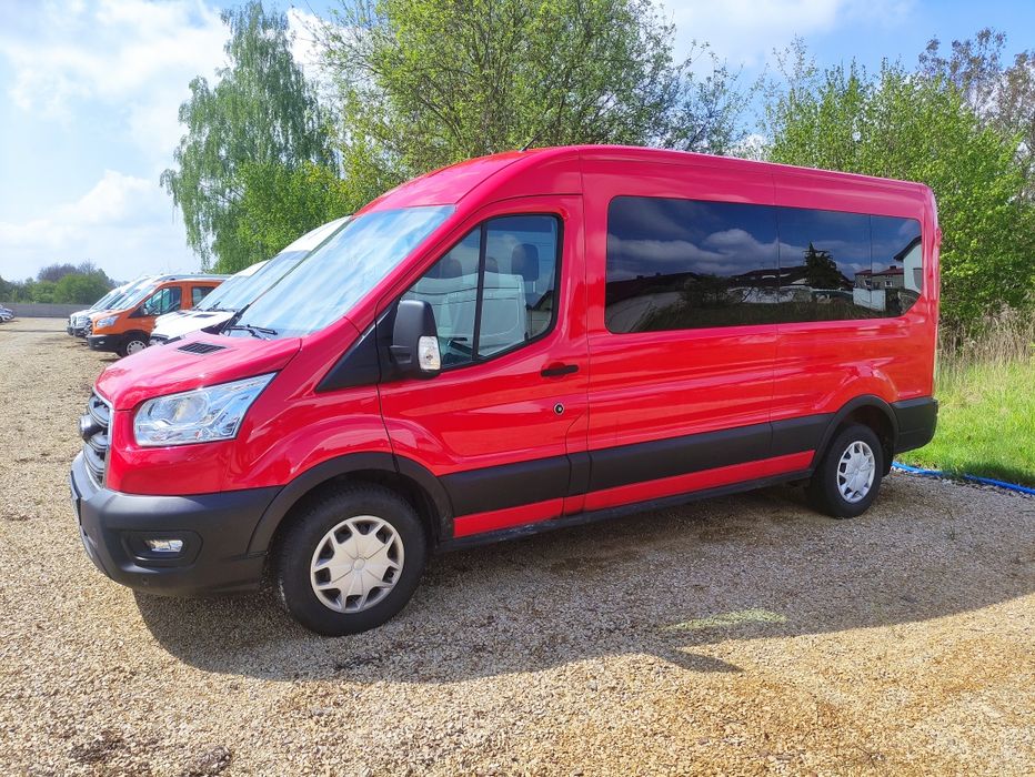 Wynajem busów 9-cio osobowych i Transport Osób