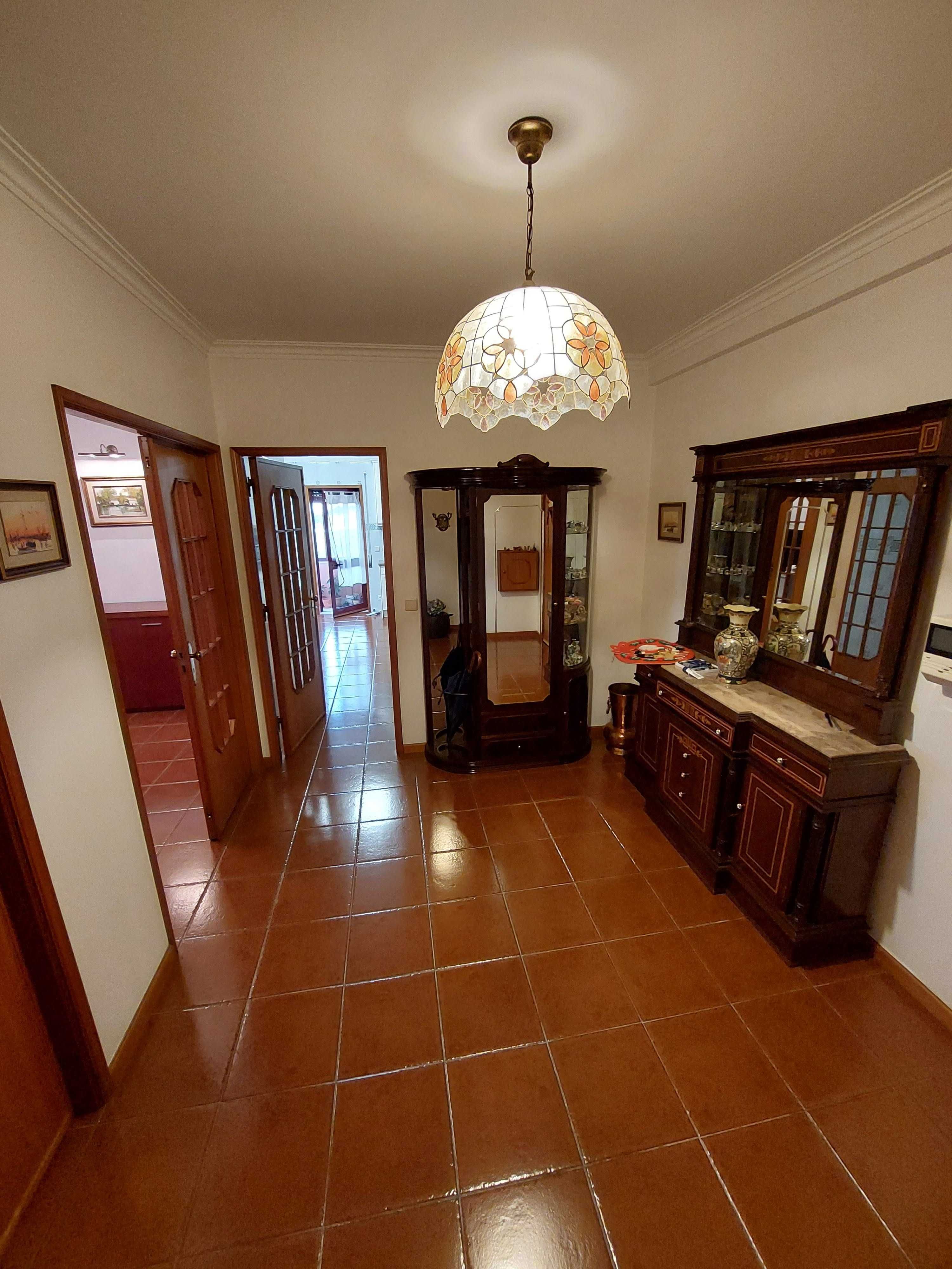 Apartamento T4 em Gondomar, 3 casas de banho, 201m2