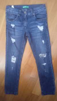 Spodnie jeansowe Benetton r. 130 - M