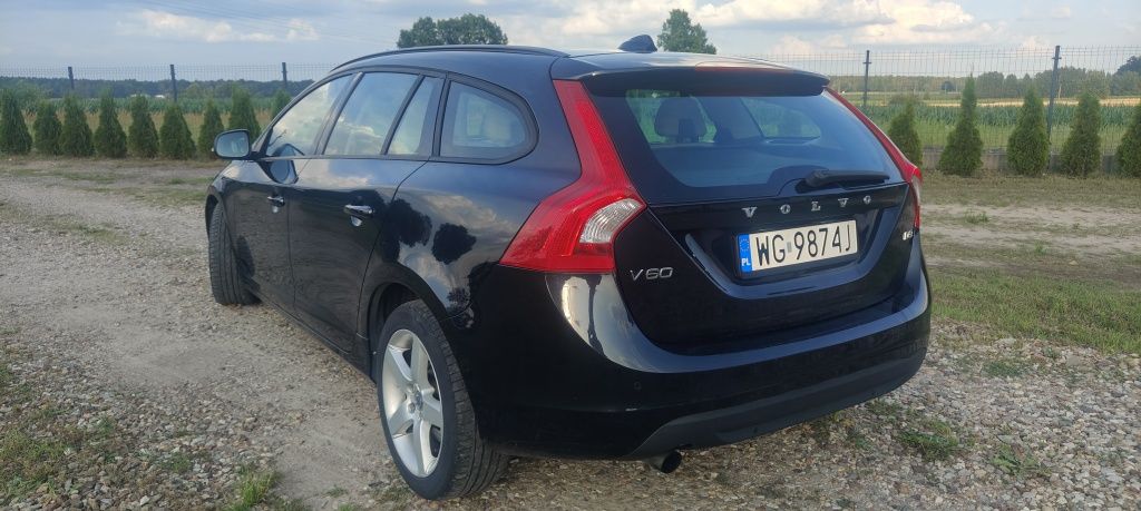 Volvo V60 2.0D 2011R