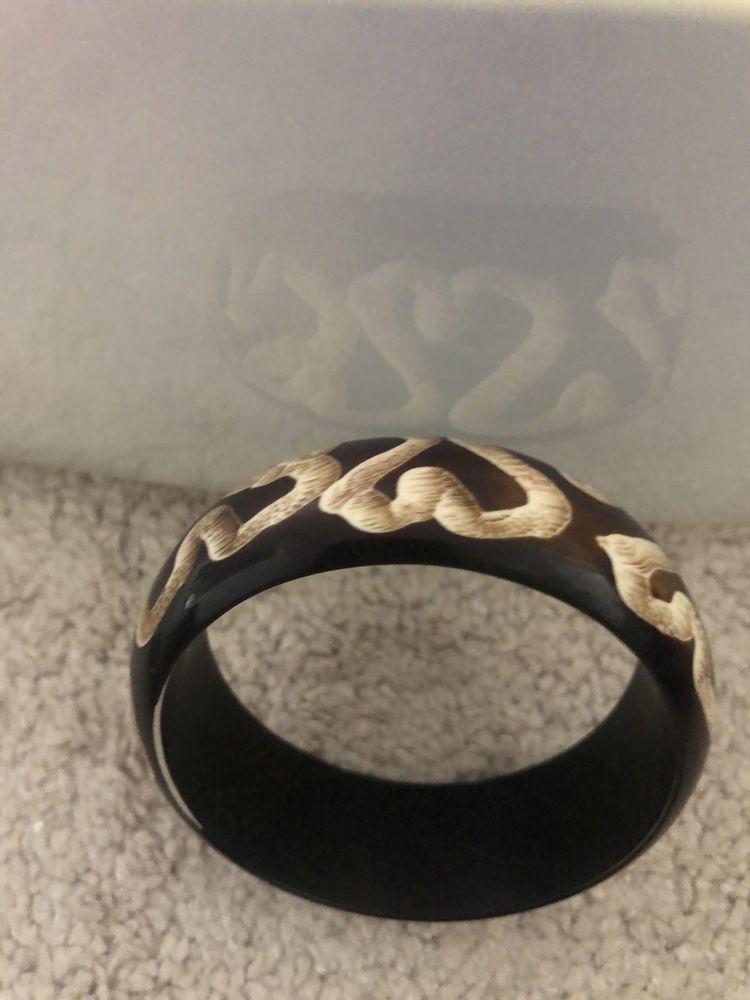 Pulseiras como novas