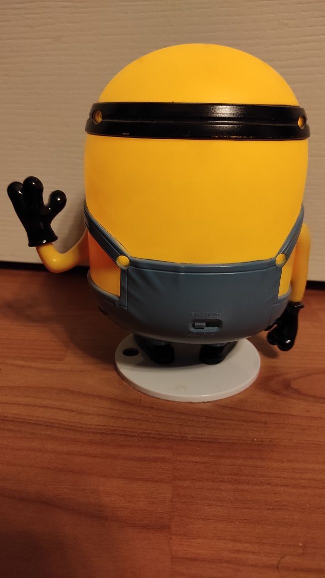 Lampka nocna Minionek