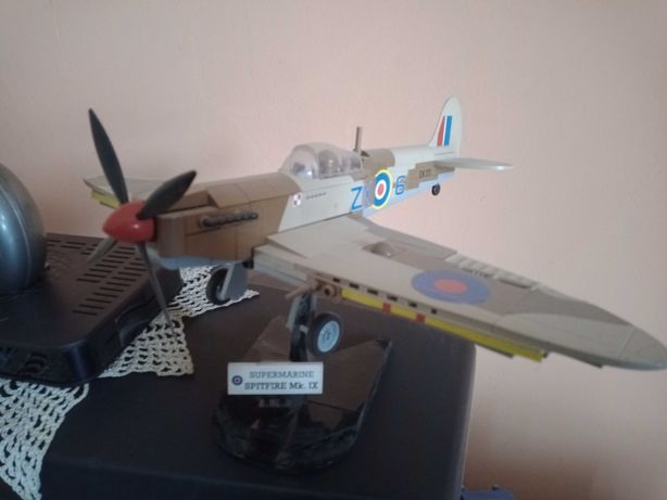 Samoloty Cobi   kolekcjonerskie x2 Samoloty II Wojny Światowej