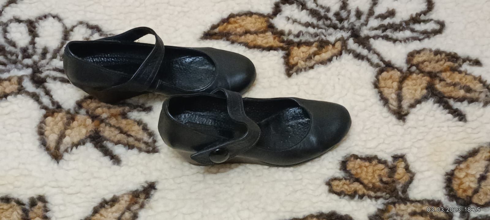 Туфли черные ,кожаные ,женские ,размер 36