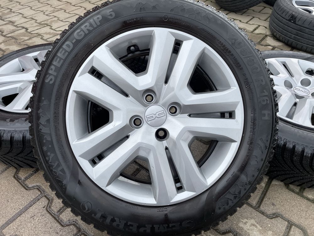 Kola zimowe dacia sandero jogger 16 calu 4x100 opony 205/60/16 semperi