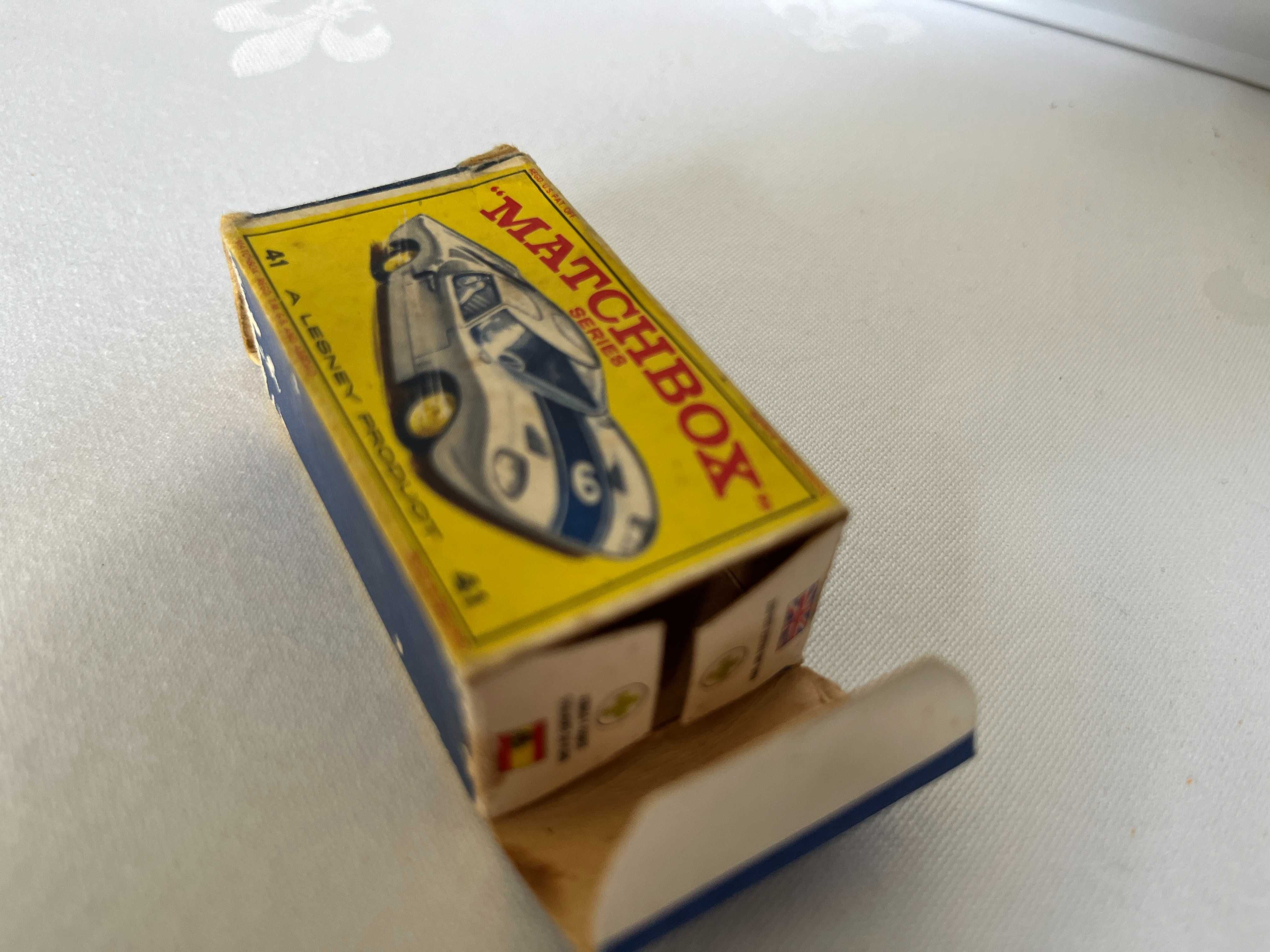 Caixa Vazia (empty box) de 41 Matchbox Lesney Ford GT 1ª Série/England