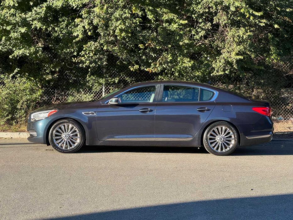 Kia K900 Luxury      2015