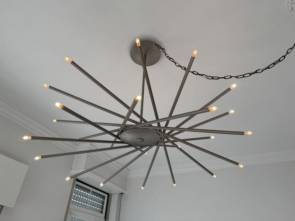 Candeeiro de Tecto – Design Estrela com 24 Pontos de Luz