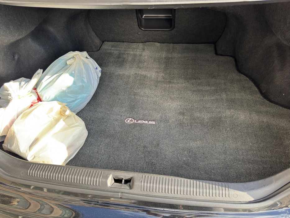 Продам Lexus Es350 2008