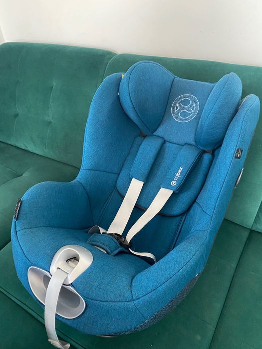 Cybex Sirona Zi i-Size obrotowy fotelik samochodowy 0-18 kg Plus