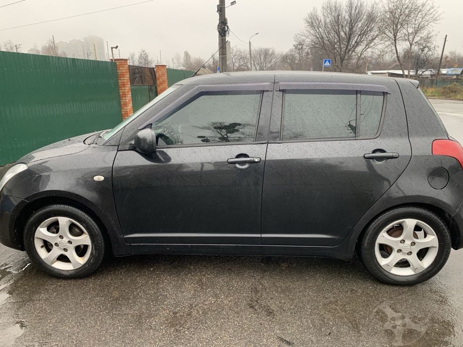 Авто Suzuki Swift