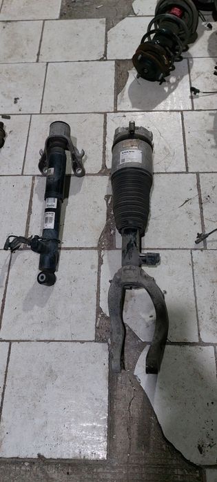 Амортизатор Volvo xc90 II пневмо стойка Хс90