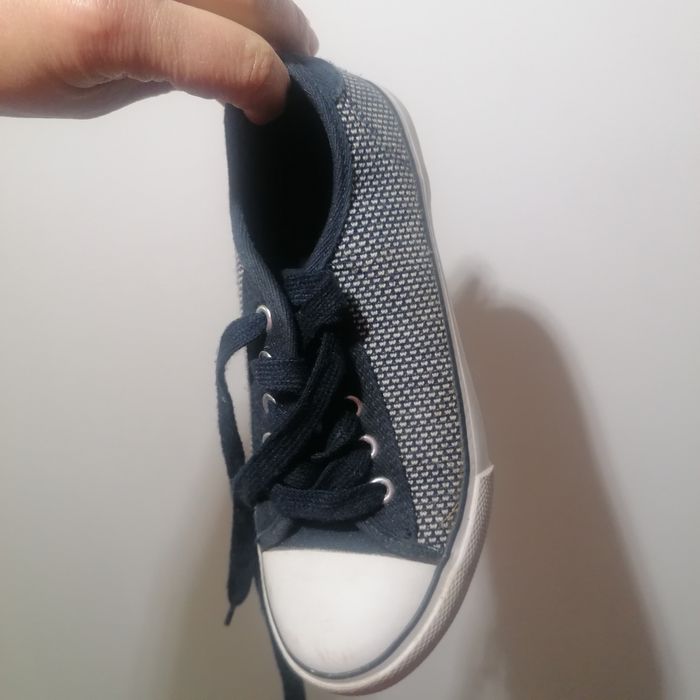 Дитяче взуття стан і ціна супер