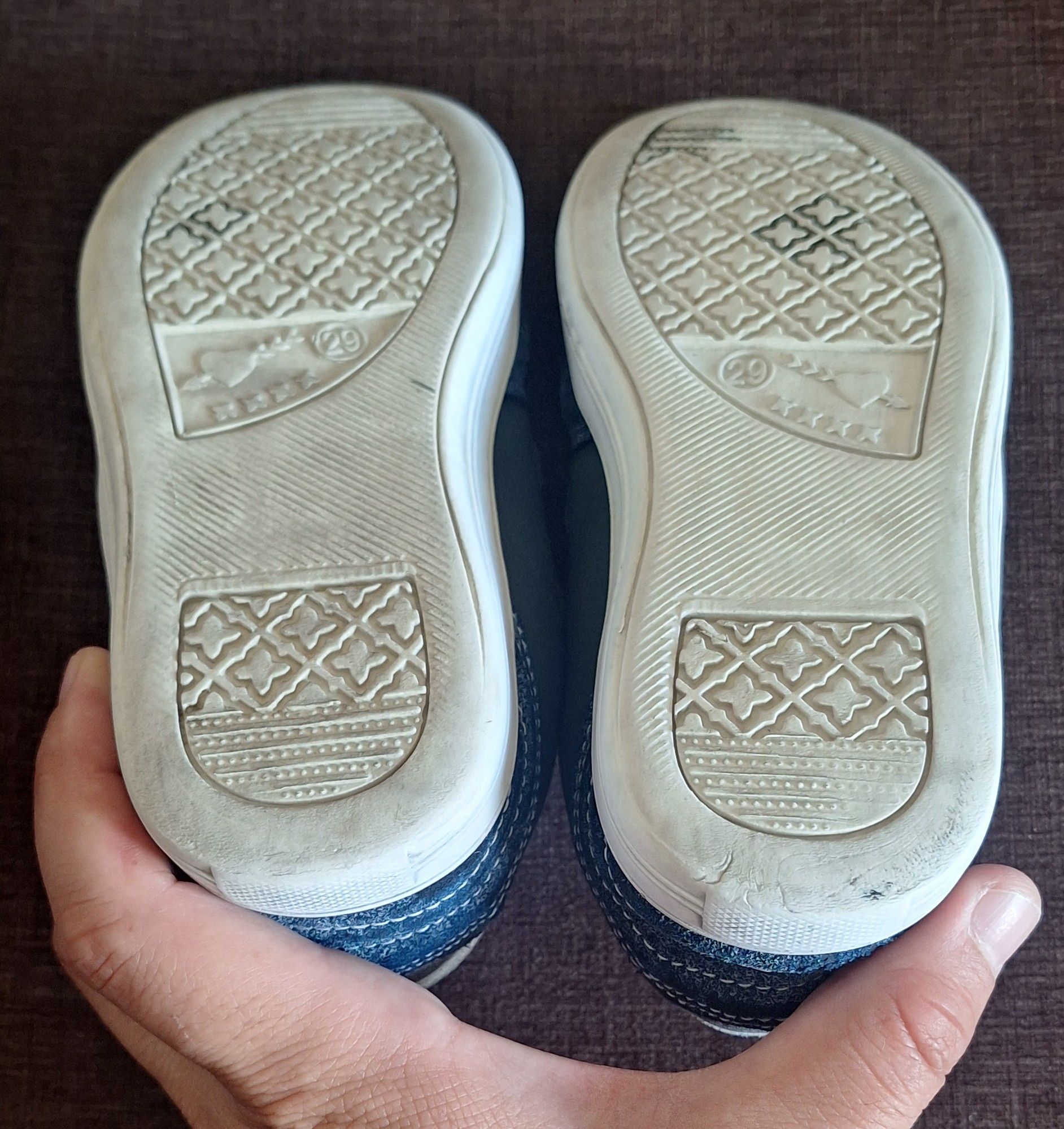 Sapatilhas criança Beppi -  29 EUR