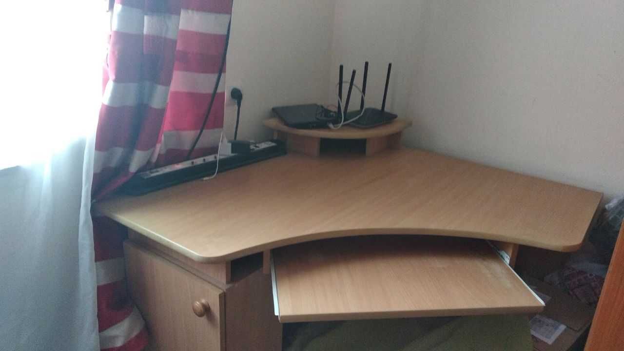 Стіл офісний / для Пк