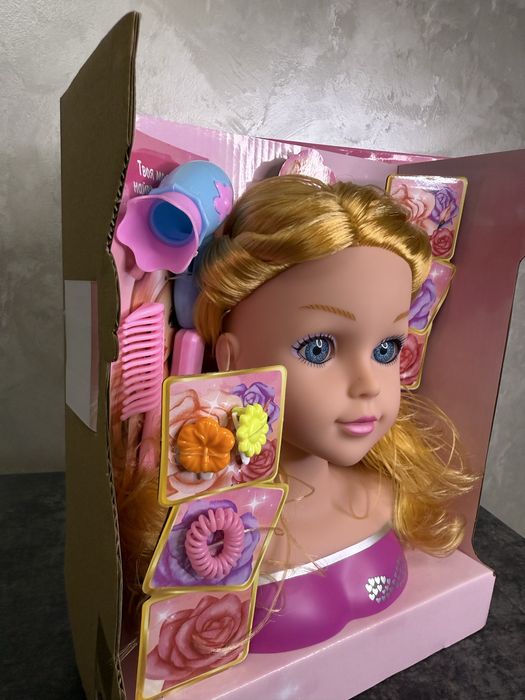 Лялька модель для зачісок. Манекен з аксесуарами.