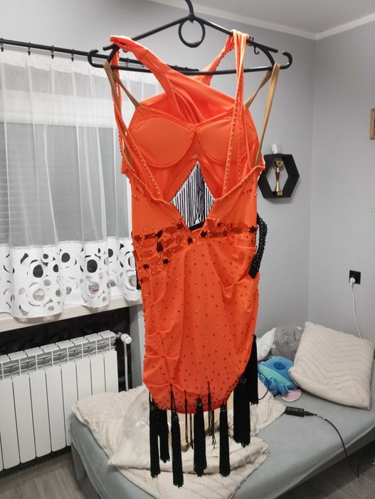 Profesjonalna sukienka turniejowa do tańców Latynoamerykańskich