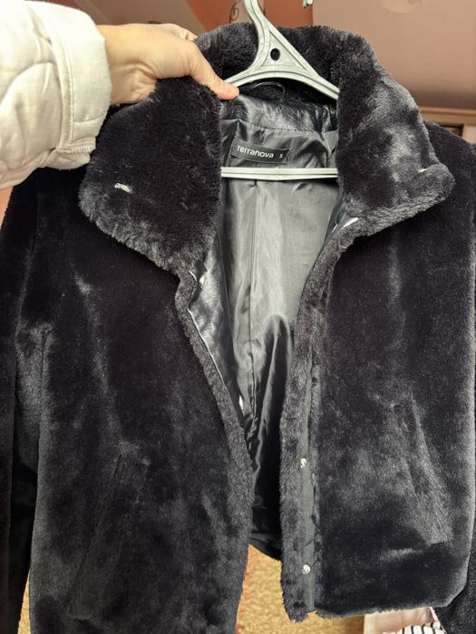 Шубка на осінь розмір s terranova