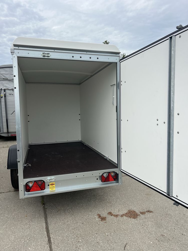 Böckmann cargo kofer 750 kgLekka kat B meblowoz