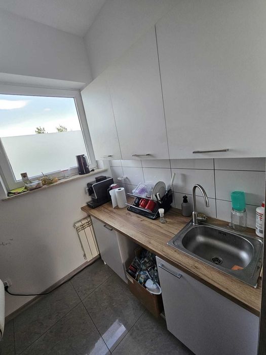 Wynajmę lokal biurowo-handlowo-usługowy 81m2