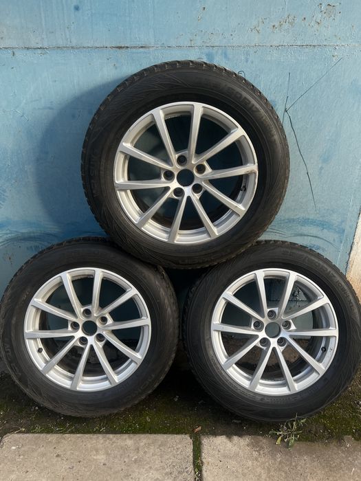 Продам комплект дисков а сборе с резиной. Ауди 225/60/17